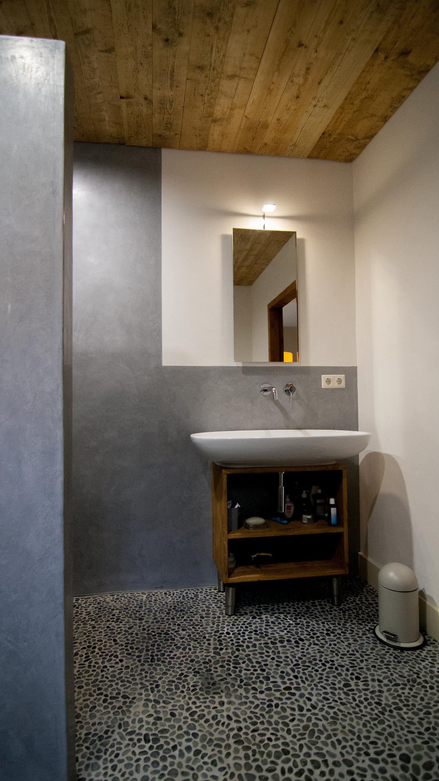 Waterproof Stucco - Pearl Grey Bathroom, Combinations 