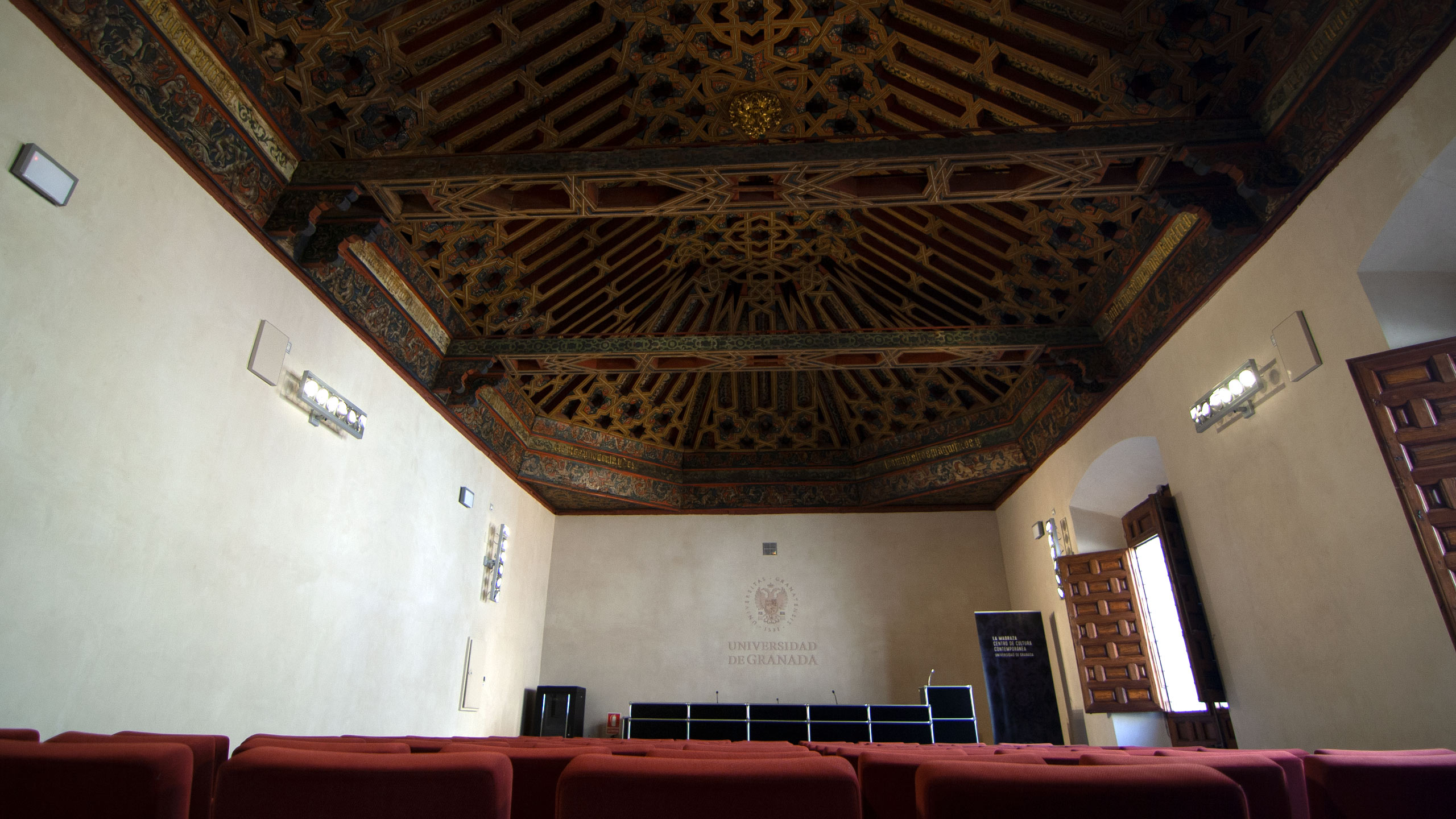 Restauratie - Madrasah Paleis, Herensalon